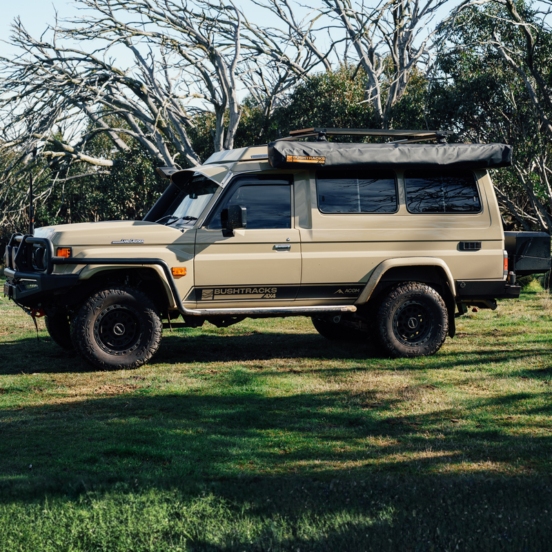 Load image into Gallery viewer, Bush Tracks 270 Freestanding XL Awning
